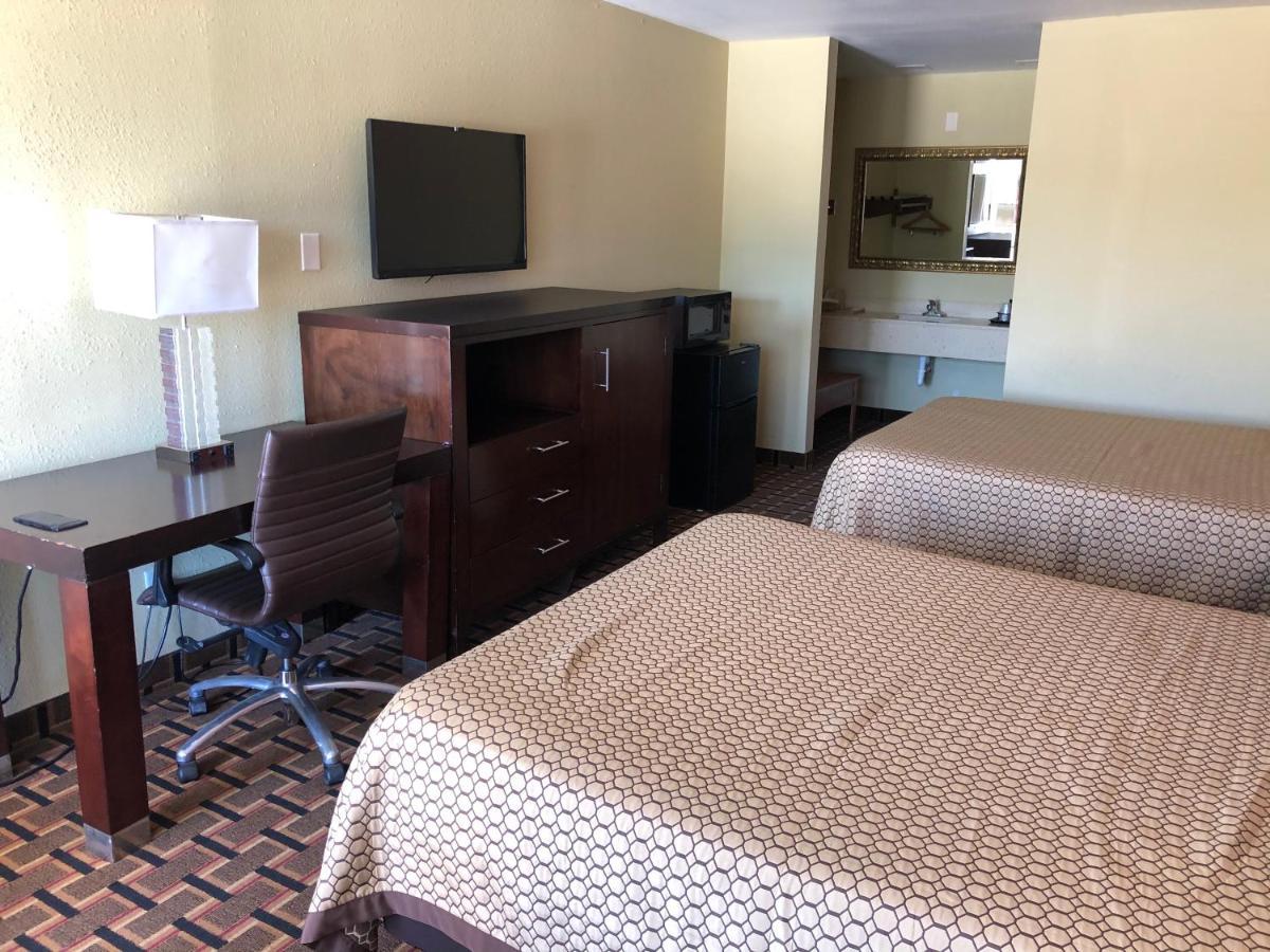 La Grange Executive Inn And Suites エクステリア 写真