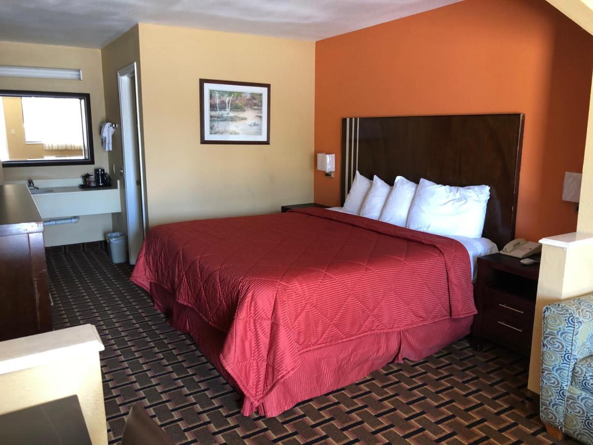 La Grange Executive Inn And Suites エクステリア 写真